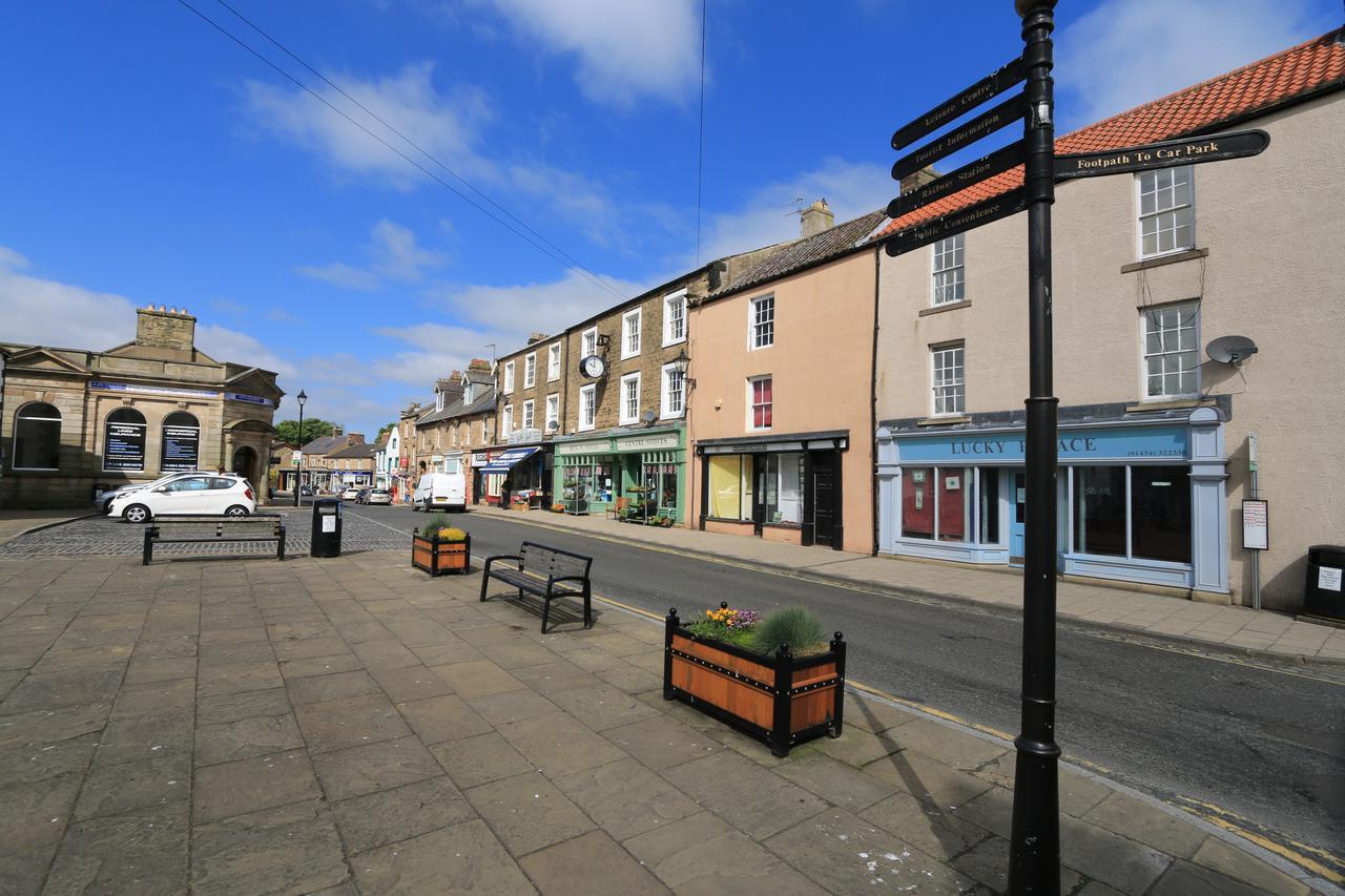 Centre Of Britain Hotel Haltwhistle Buitenkant foto